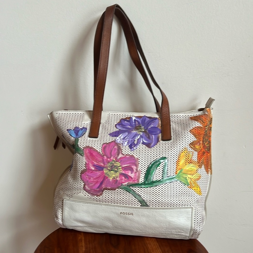 Fossil hand painter floral bag